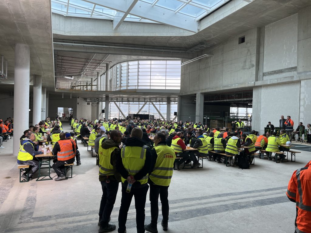 Baustellenfest im Erweiterungsbau des Terminal 1 am Flughafen München